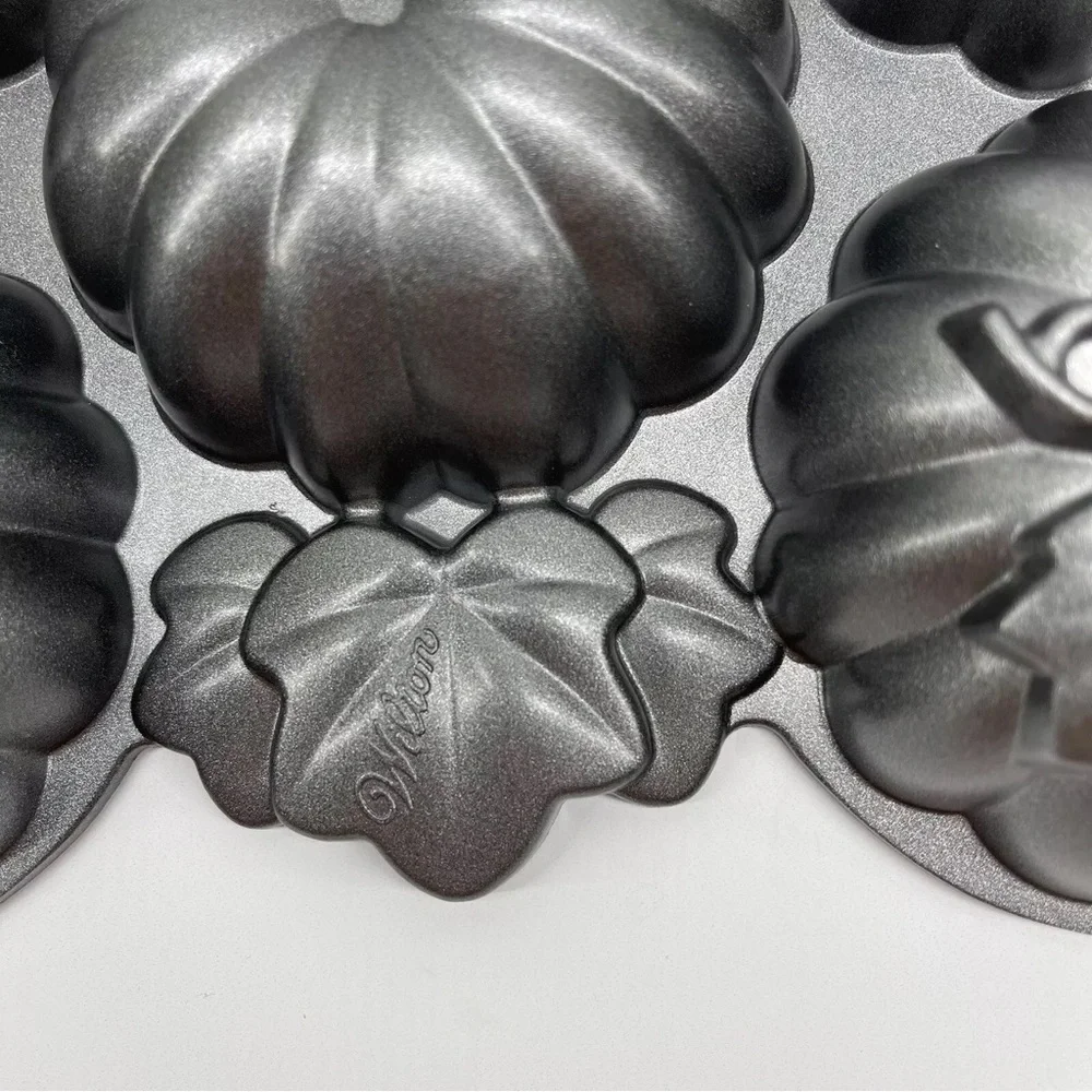 WILTON pumpkin patch muffin pans 2 pieces